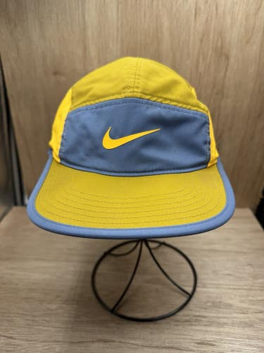 Nike Dri-Fit Fly Running Cap Hat Size L/XL Gray Yellow Gold
