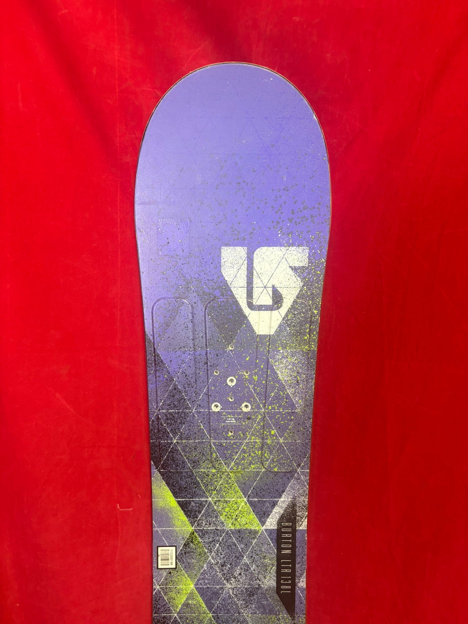 138 burton snowboard Process Smalls Junior 2020  The Last Lift The Yeasayer Smalls is the logical next step for young riders whove already mastered the basics Burton Yeasayer Smalls Snowboard 138
