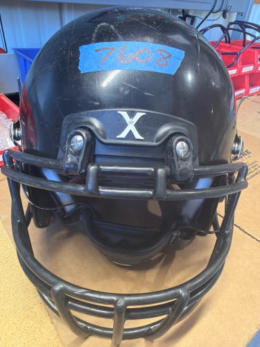 USED XENITH X2E+ YOUTH FOOTBALL HELMET - LARGE - BLACK