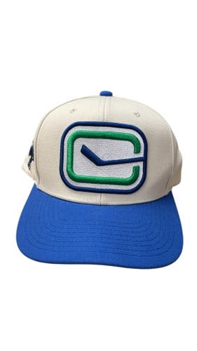 Mitchell & Ness Vancouver Canucks Vintage Snapback Hat
