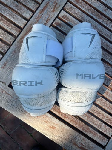 Maverik M6 Arm Pads, Medium, Usex