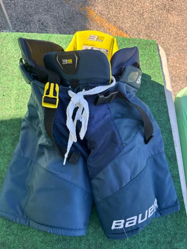 Blue Bauer Supreme 3S Pro Hockey Pants (Used) | Junior Small