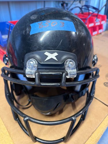 USED XENITH X2E+ YOUTH FOOTBALL HELMET - LARGE - BLACK