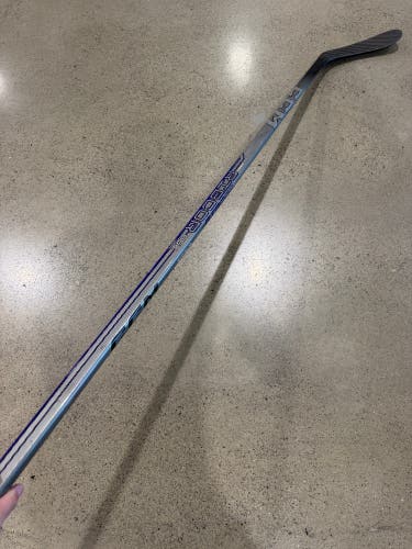 Senior CCM Ribcor 86K Hockey Stick Right Handed P28 85 Flex (Used)