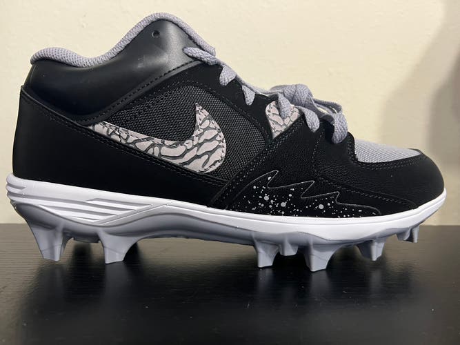 Nike Jordan Stadium 90 Low TD Football Cleats Men's Size 9 HQ0210-060