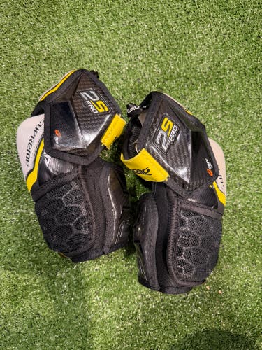 Junior Medium Bauer Supreme 2S Pro Elbow Pads (Used)