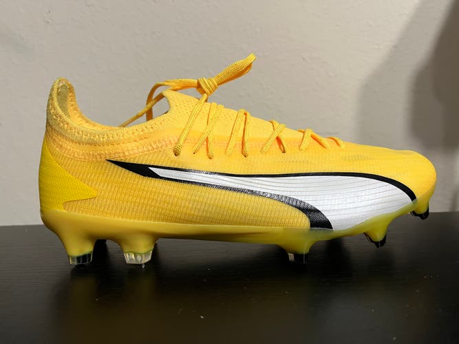 PUMA Ultra Ultimate FG AG Soccer Cleats Women's Size 8.5 Voltage Pack 107507-04