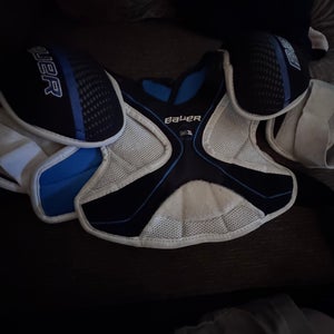 Large Youth Bauer Supreme One35 Shoulder Pads (Used)