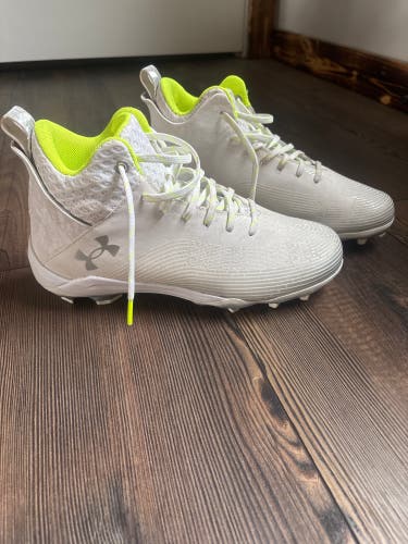 Men's Size M 9.5 (W 10.5) Under Armour Mid Top Molded Cleats (Used)