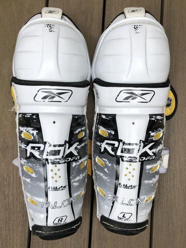 Senior Reebok Talon 14" Shin Pads (Used)