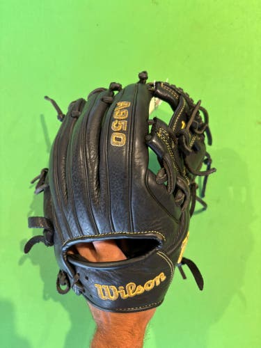 Black Wilson A950 RH Infield Baseball Glove 11.5"