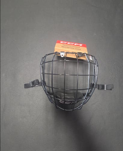 New CCM FM Pro Large Oreo Cage Black/White