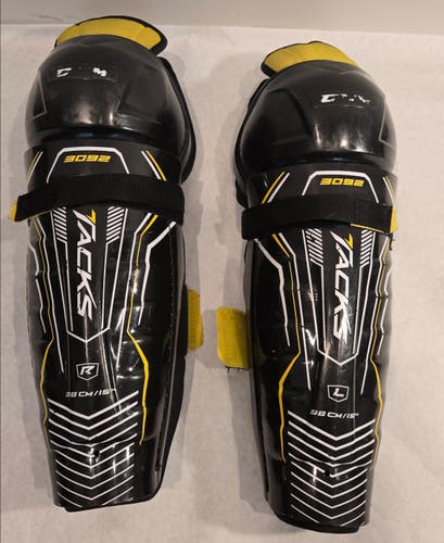 Senior CCM Tacks 3092 15" Shin Pads (Used)