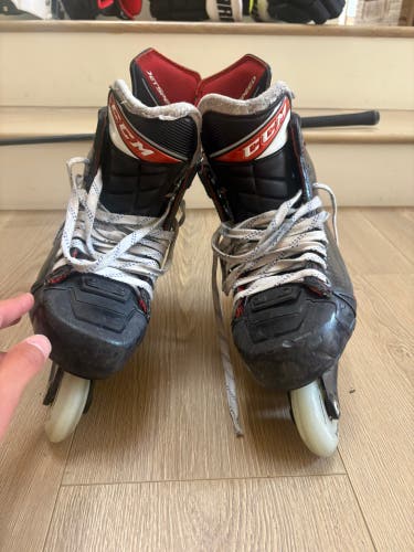 CCM Inline Skates Regular Width Size 9 (Used)