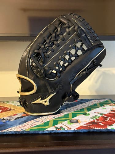 Mizuno Pro Select RH Outfield Baseball Glove 12.75" (Used)
