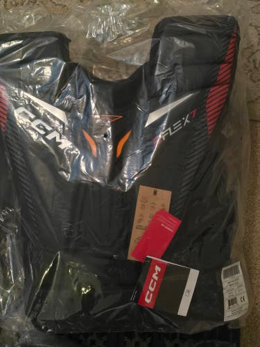 Large CCM Eflex 7 Goalie Chest Protector (New)
