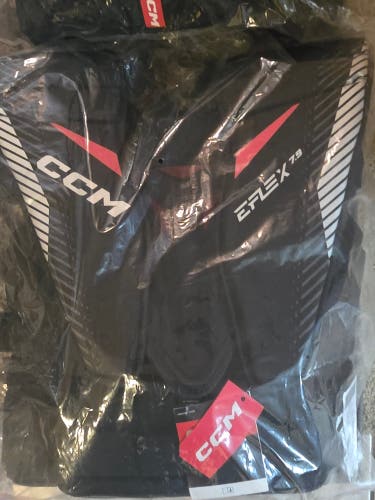 Small CCM Eflex 7.9 Goalie Chest Protector (New)