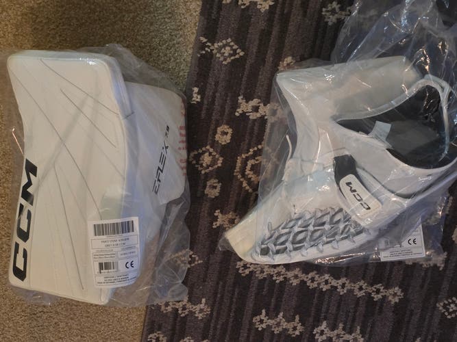 CCM Regular glove and blocker set(New)