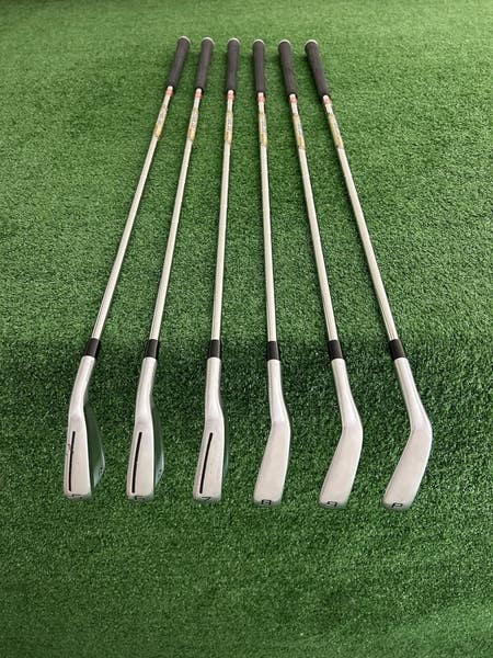Taylormade P790 21 Forged Iron Set 5-P / Dynamic Gold S200 Stiff