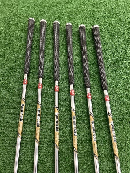Taylormade P790 21 Forged Iron Set 5-P / Dynamic Gold S200 Stiff