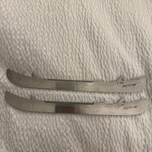 Bauer Fly-X Replacement Steel Blades 246 mm (Used)