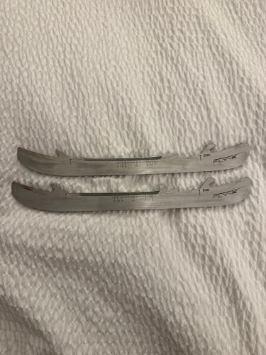 Bauer Fly-X Replacement Steel Blades 230 mm (Used)