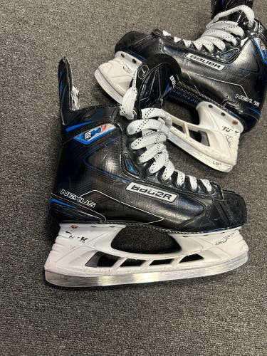 Custom Bauer Nexus 2N Hockey Skates - Size 7D