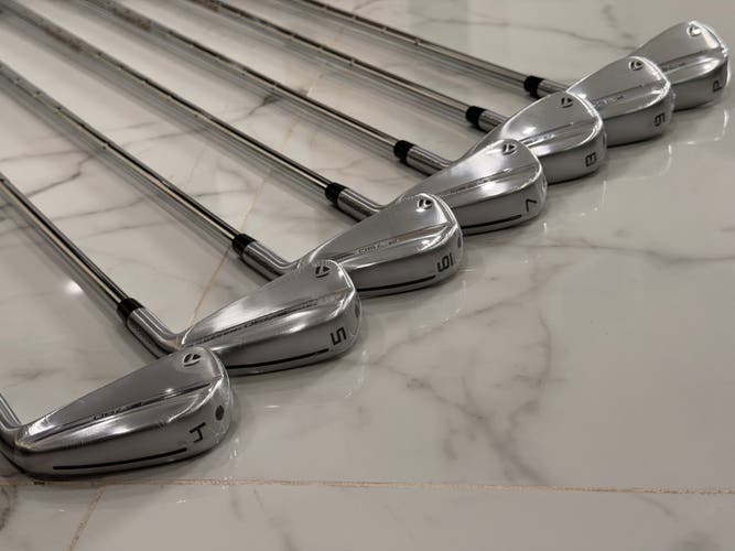 NEW TaylorMade P790 Iron Set (7 Clubs) RH Dynamic Gold 105 S300 Stiff Steel Standard