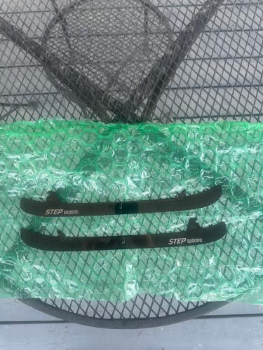 CCM Black Step Steel 287 mm