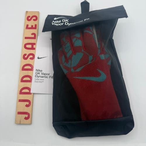Nike GK Vapor Dynamic Fit Goalkeeper Gloves Soccer ACC HQ0259-850 Size 7 $160

New with Tags