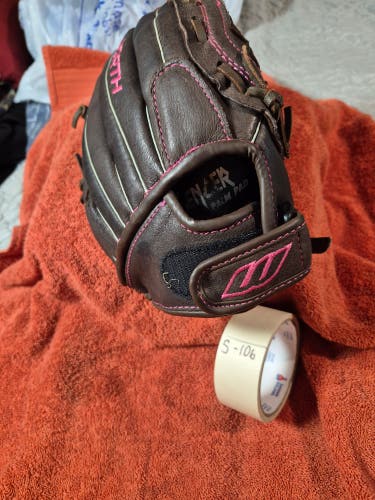 Worth RH Infield Storm Fastpitch Baseball Glove 11.5" (New)