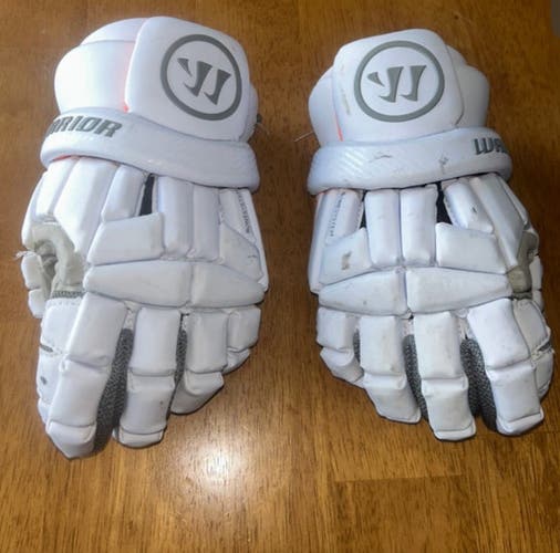 Warrior Burn Lacrosse Gloves (Used)