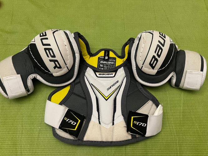 Small Youth Bauer Supreme S170 Shoulder Pads (Used)