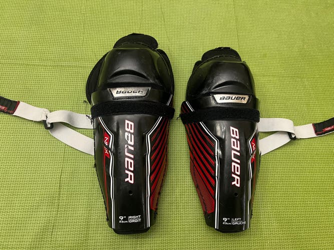 Youth Bauer NSX 9" Shin Pads (Used)