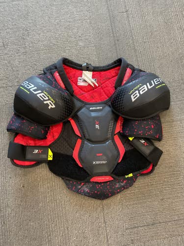 Used Bauer VAPOR 3X Junior Shoulder Pads LG 11614-S000241416