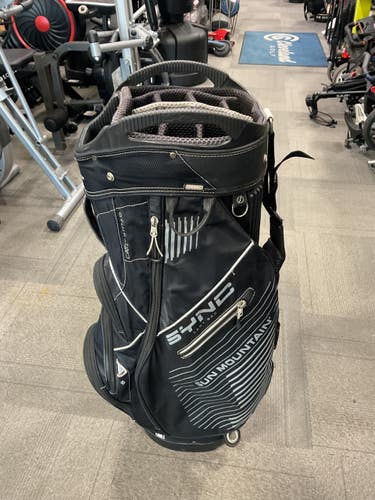 Used Sun Mountain SYNC CART BAG Mens Cart Bag Black 11614-S000241408