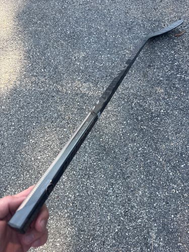 Junior Warrior Covert QR6 Pro Hockey Stick Right Handed W88 30 Flex (Used)
