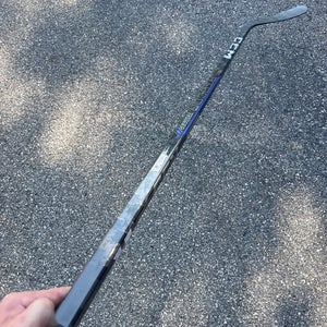 Junior CCM Ribcor Trigger 9 Pro Hockey Stick Right Handed P29 50 Flex (Used)