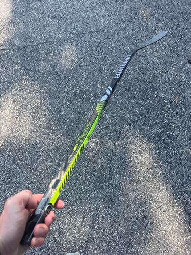 Junior Warrior Alpha LX2 Pro Hockey Stick Right Handed W28 30 Flex (Used)