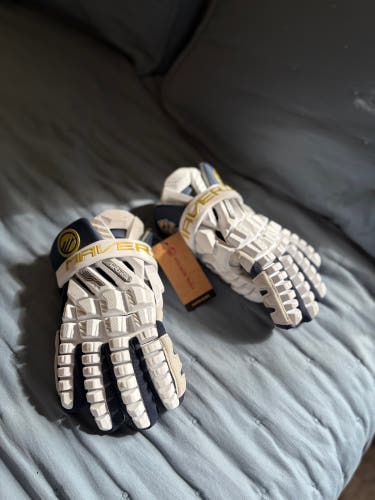 Maverik Max Lacrosse Gloves (New)
