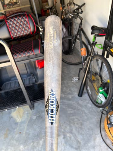 Old Hickory Black Label Bat 15.5 oz 32.5" (Used)