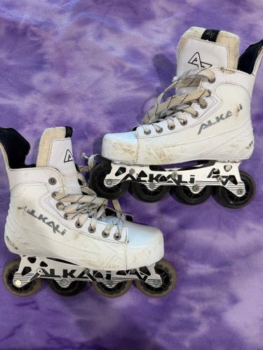 Senior Alkali Cele III Inline Skates Regular Width Size 7 (Used)