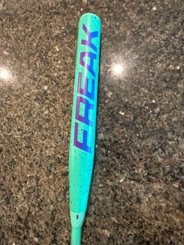 Miken Freak Maxload Composite Bat 28 oz 34" (Used)