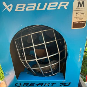 Medium Bauer Re-Akt 70 Helmet (New)