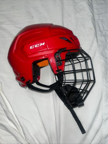 CCM FL90 hockey helmet Senior Large Red D30 Protection Worn Once Great Condition