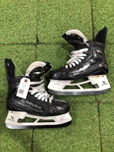 Senior Bauer Supreme Mach Hockey Skates Pro Stock 7.5 (Used)