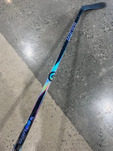 Senior Bauer Proto2 Hockey Stick Right Handed P28 87 Flex (New)
