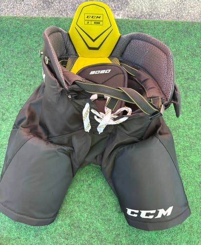 Black CCM Tacks 9060 Hockey Pants (Used) | Junior Medium