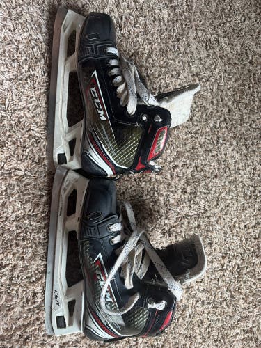 CCM Hockey Skates