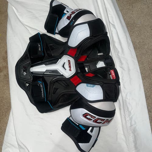 Small Senior CCM JetSpeed FT6 Pro Shoulder Pads (Used)